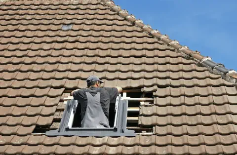 Pose de velux - Saint-Hernin